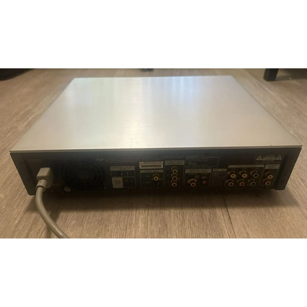 Sony BDP-S1 Blu-ray Player No Remote Tested